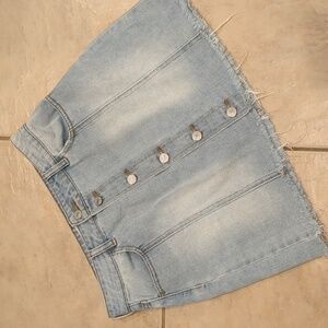 Pac Sun Lightwash Denim Front Button Mini Skirt Size 27